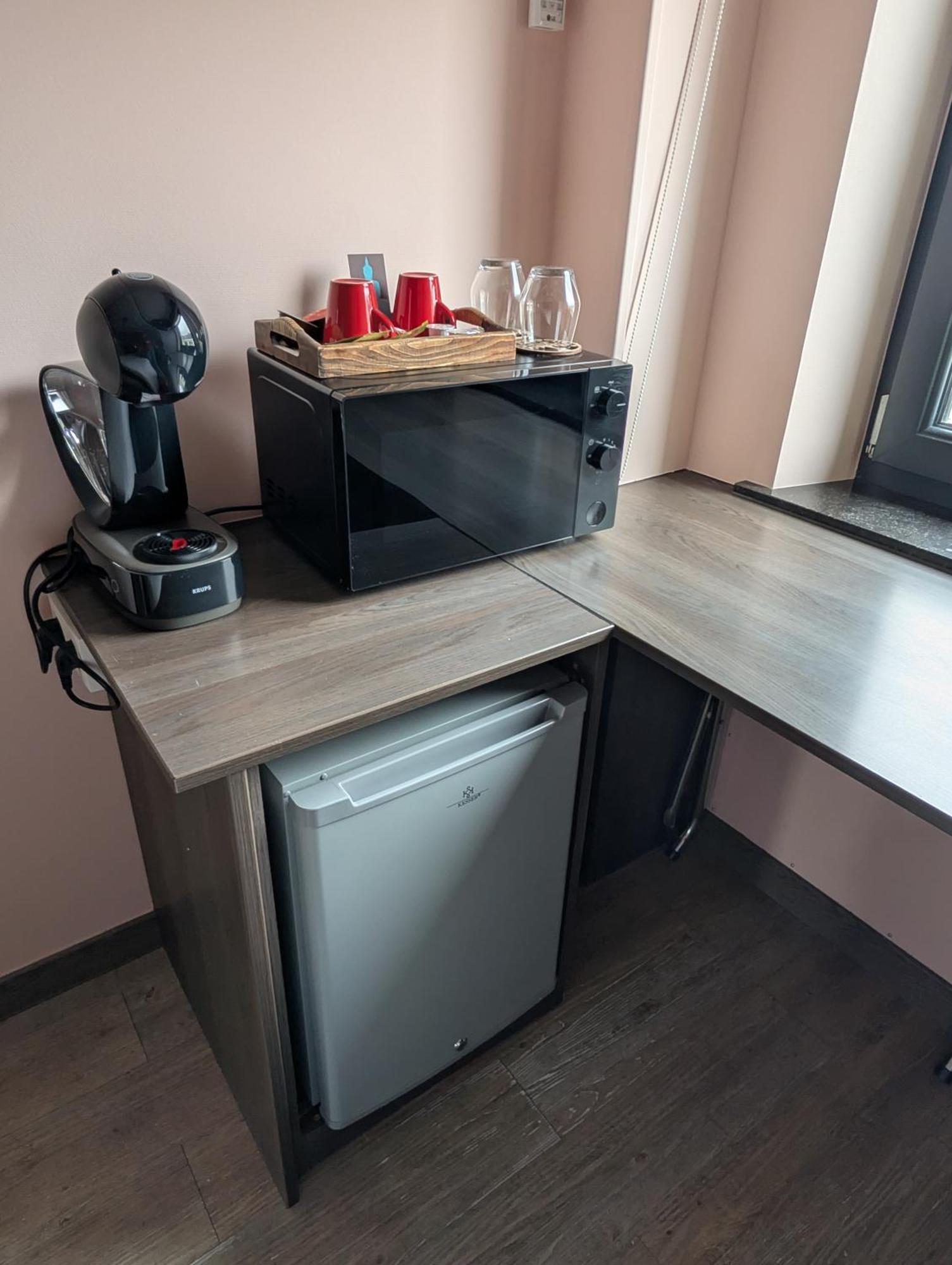 Hotel A Fleur de Couette Auvelais Eksteriør billede
