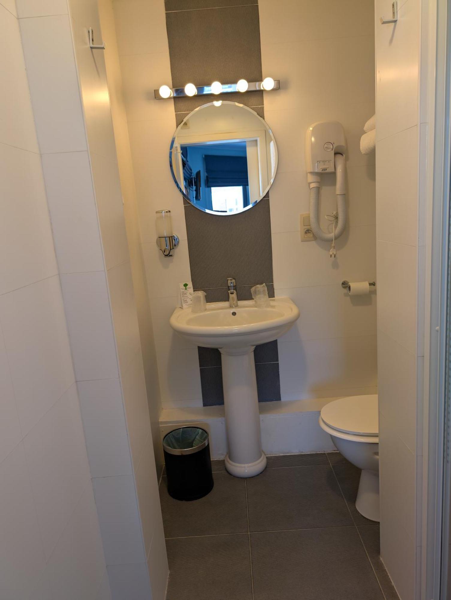 Hotel A Fleur de Couette Auvelais Eksteriør billede