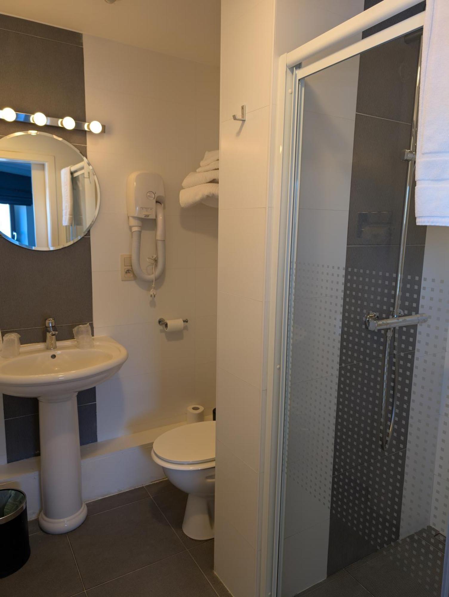 Hotel A Fleur de Couette Auvelais Eksteriør billede
